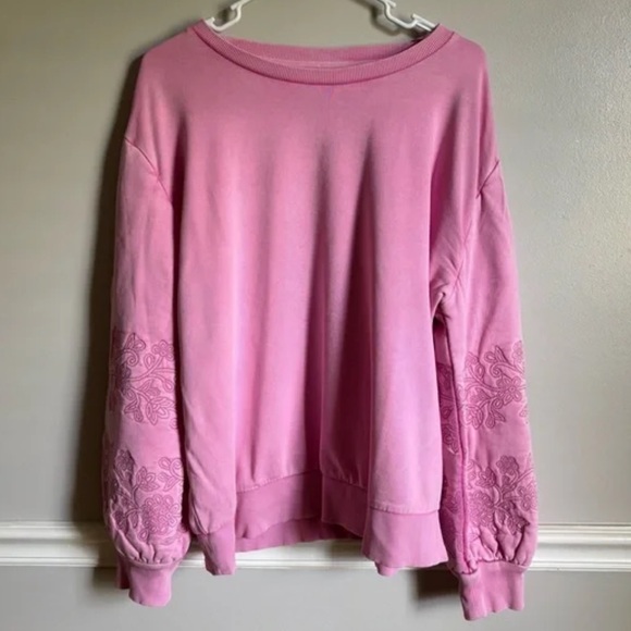 Wonderly Tops - Wonderly Pink Sweatshirt with Embroidered Sleeves